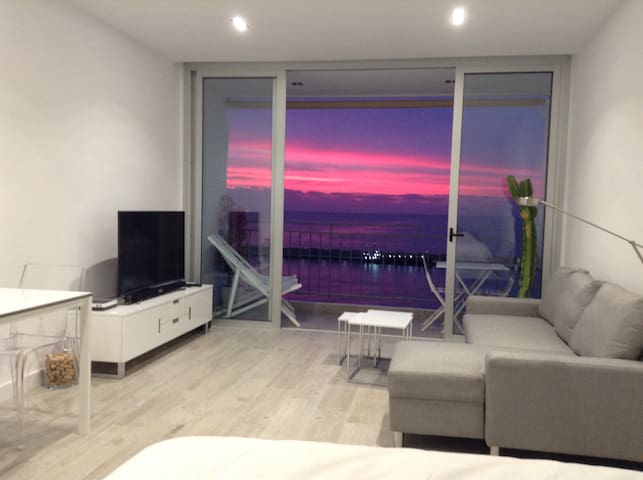 Loft Wonderful Views.