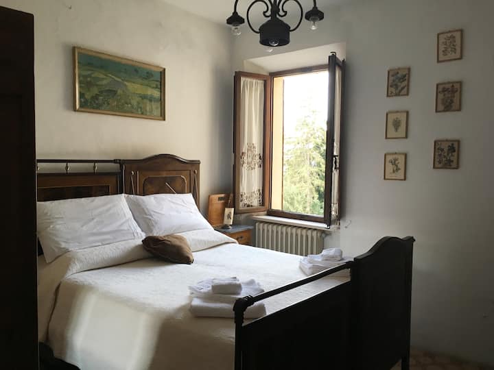 Втора спалня с малко двойно легло

Втора спалня с малко двойно легло
