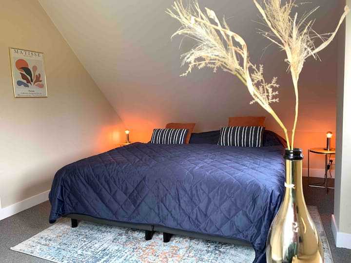 Bedroom Blue 1st floor 