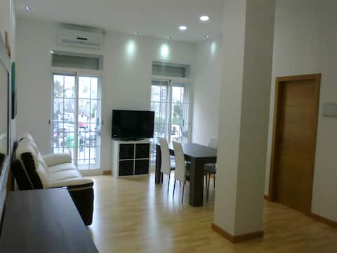 Airbnb con mejor rendimiento: Beautiful Exclusive Apartment Near the Ave Train en Patraix