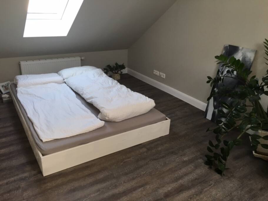 your bedroom // Dein Schlafzimmer