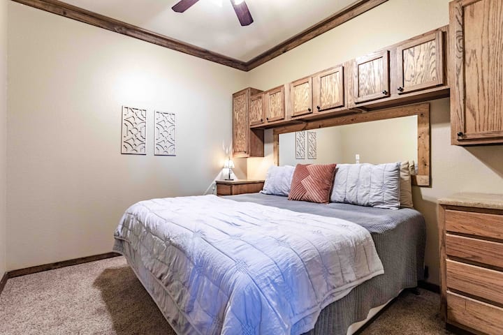 Bedroom in the Barn (king bed)