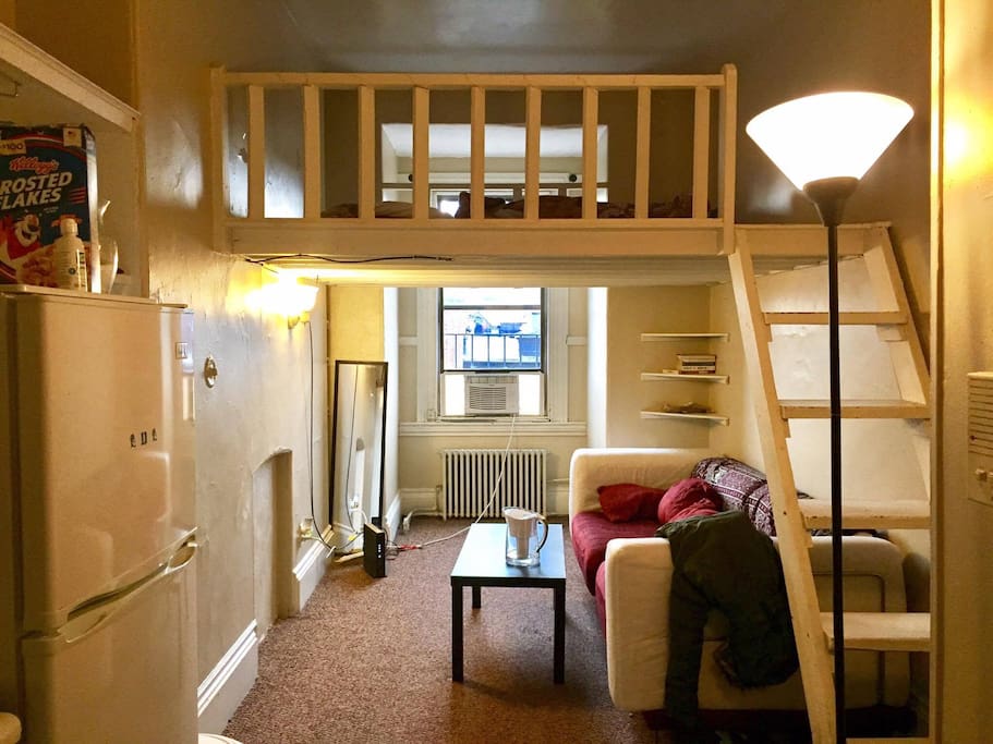 Living and sleeping areas - Loft is 6 feet high