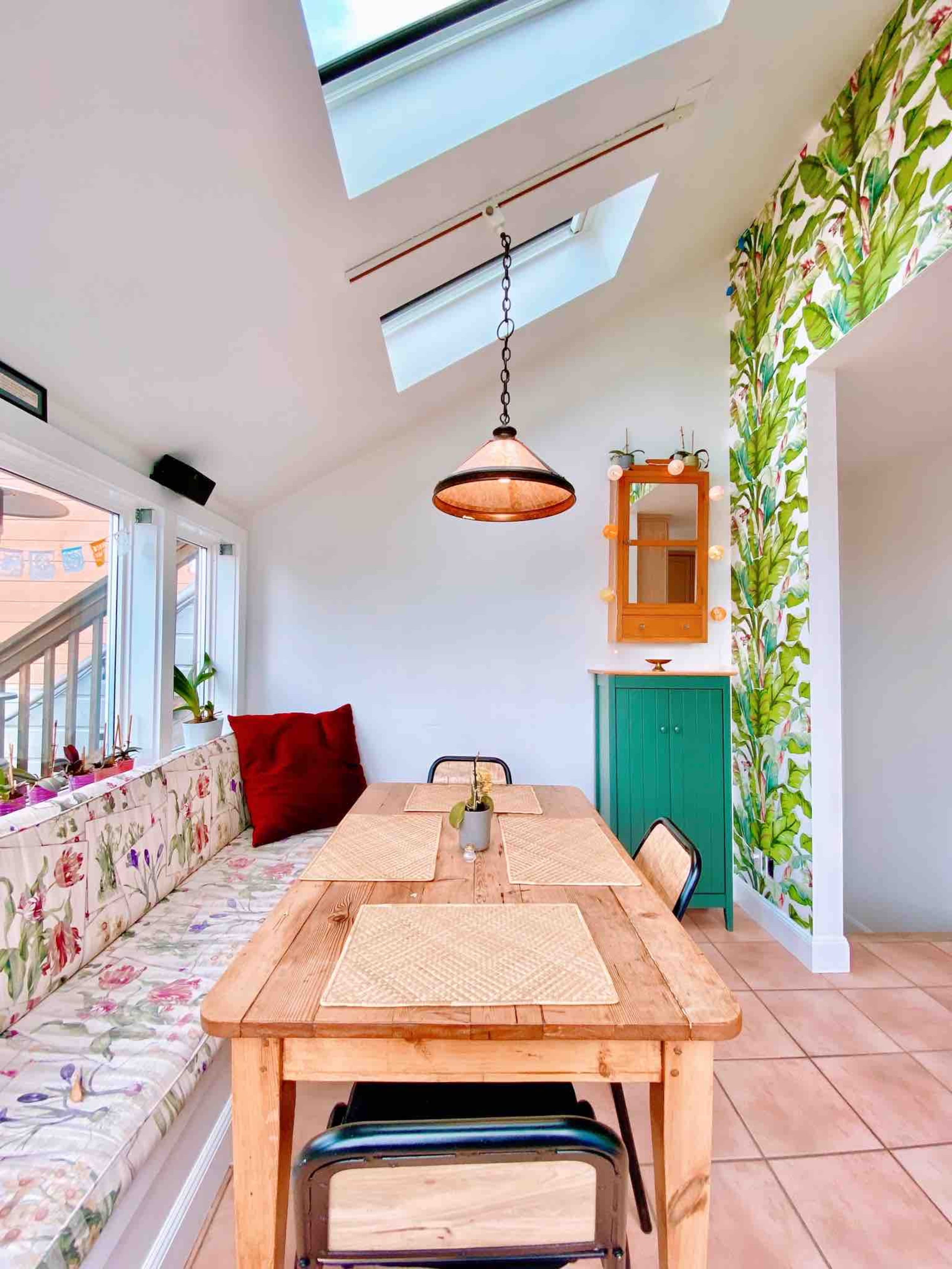 Home in San Francisco · ★4.97 · 2 bedrooms · 2 beds · 1 bath - Image 11