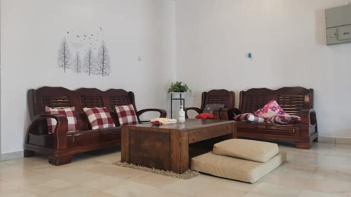 Entire Home With 5 Bedroom Located In The City - Kuantan