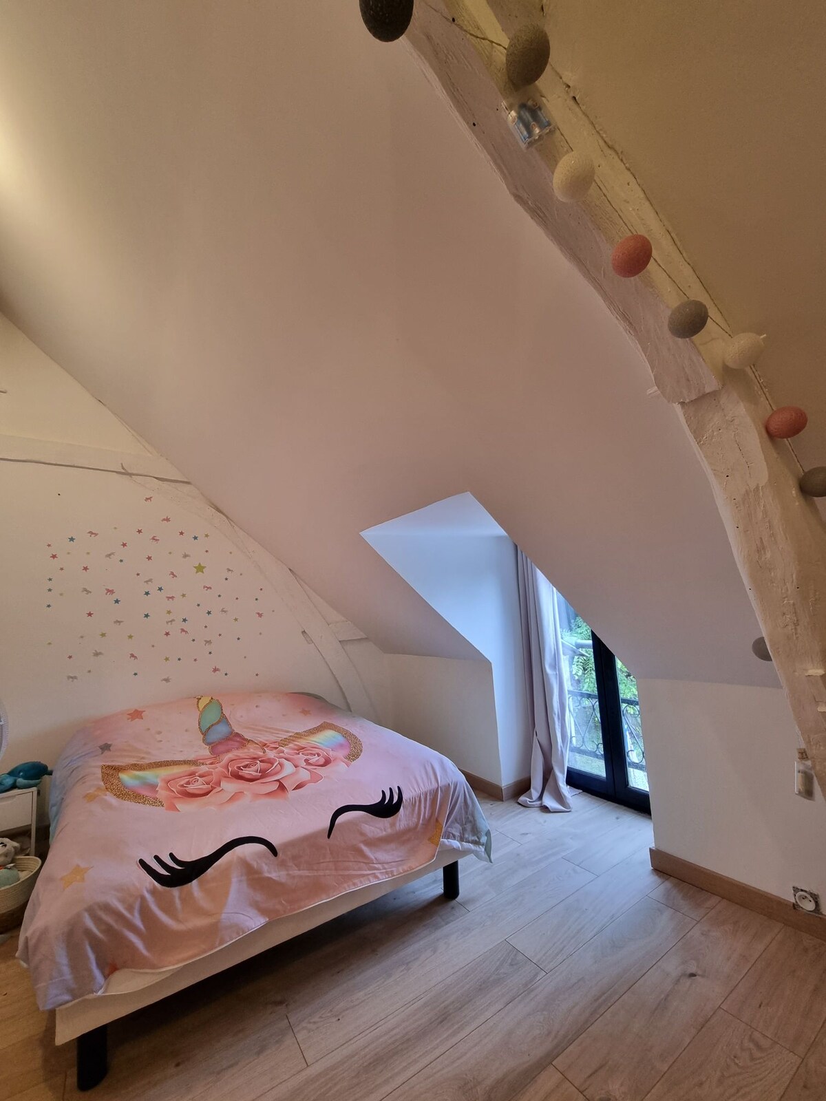 Spálňa 1 - na poschodí 
So 140 lôžkami a úložným priestorom 