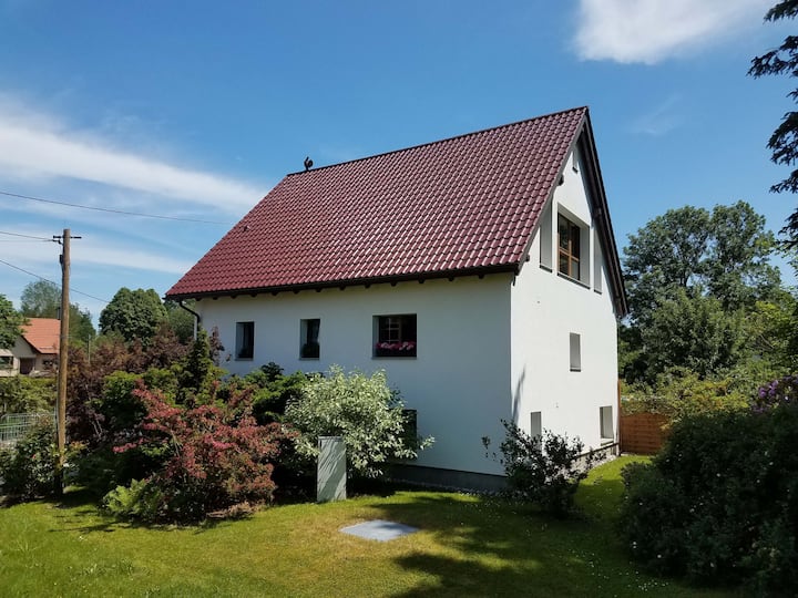 Apartment " Am Pleißenbach "