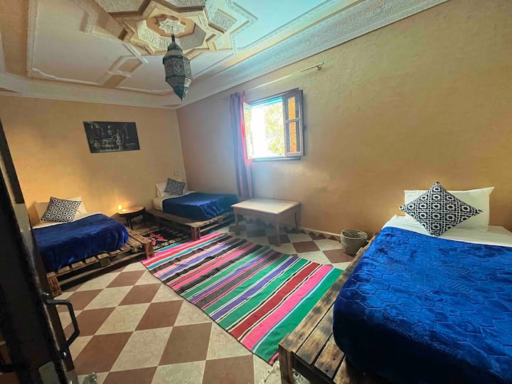 Yataq otağı 3