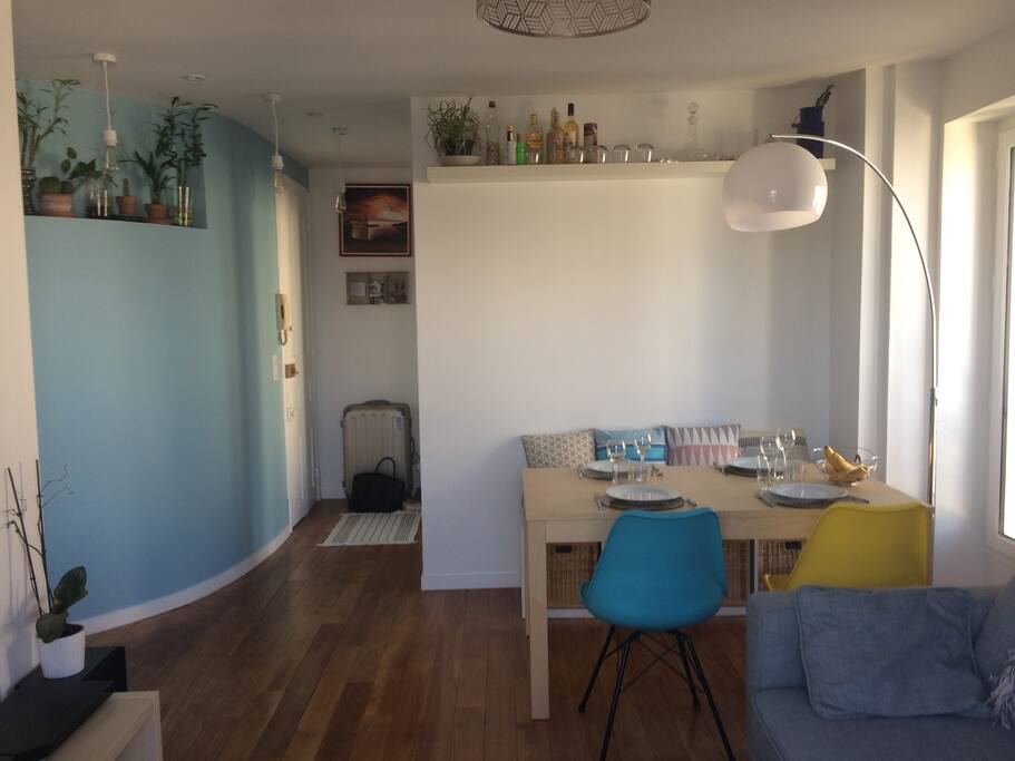 Salon, salle à manger & entrée (suite et fin)