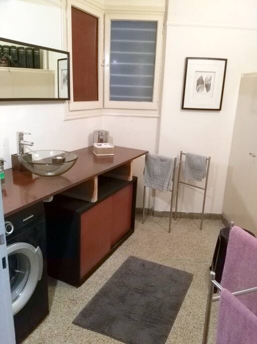 la salle de bain partage