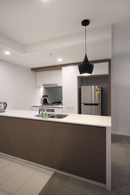 Fully equiped kitchen with complimentary coffee, tea, milk and breakfast cereal.