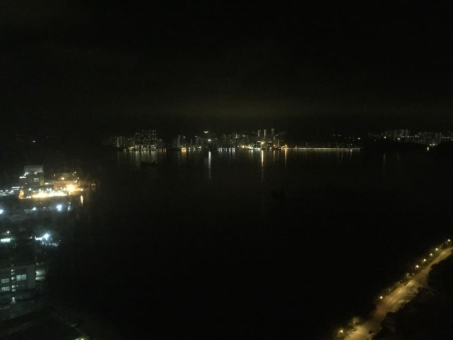 Enjoy the quiet, peaceful sea view on 50+ floor