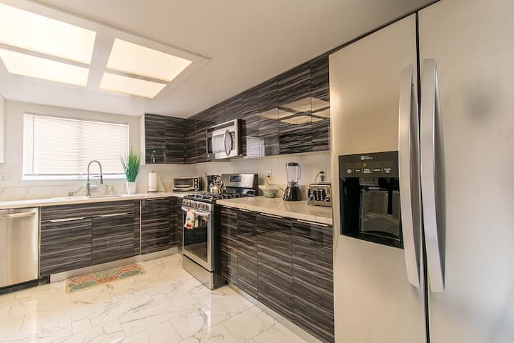 Modern Remodeled Beautiful 3 Bedroom House Houses For Rent In Las Vegas Nevada United States