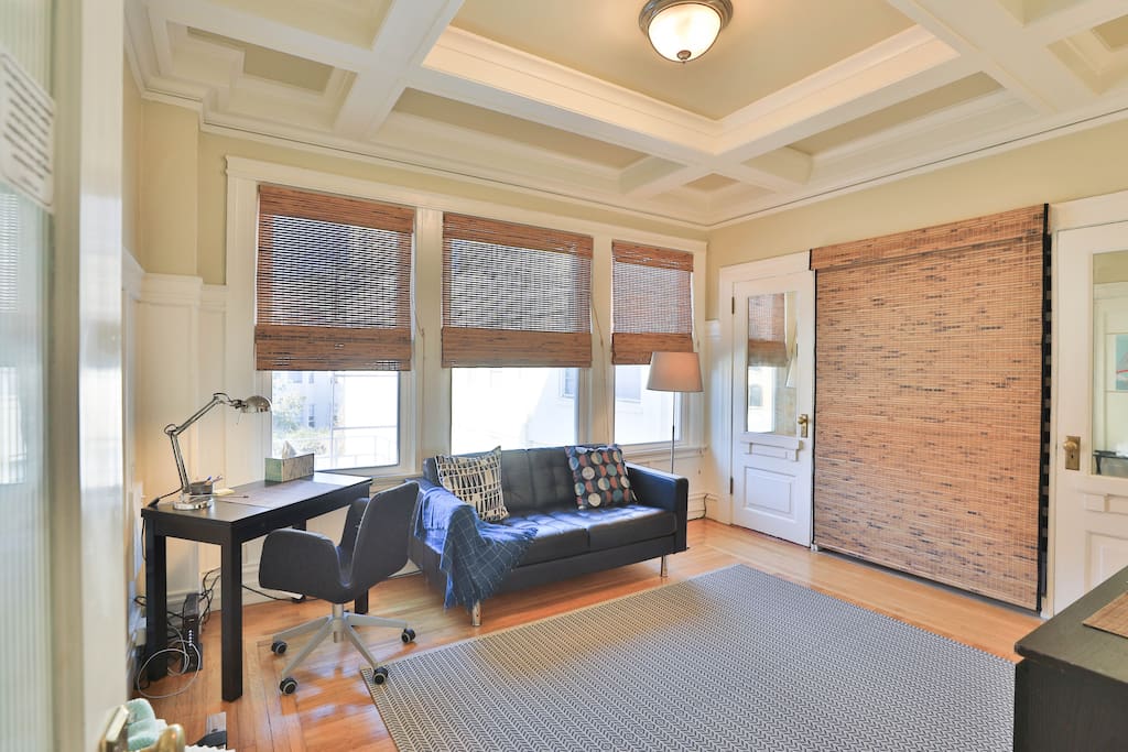 3 large wall to wall windows with adjustable blinds