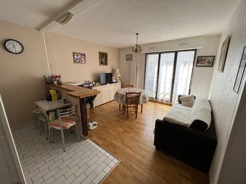 Apartment 2 rooms quiet near Paris