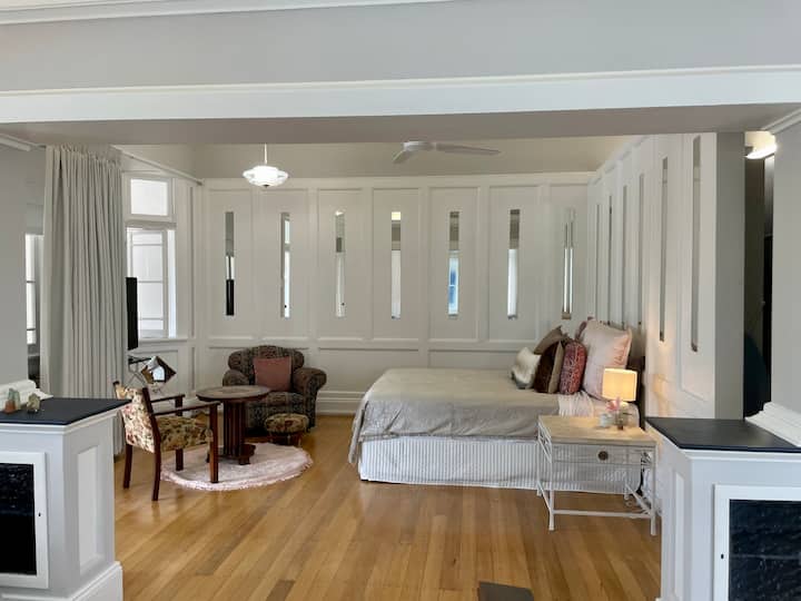 1920’s apartment close to esplanade - Cairns