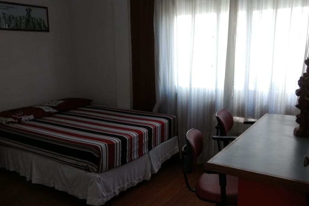 Quarto Casal