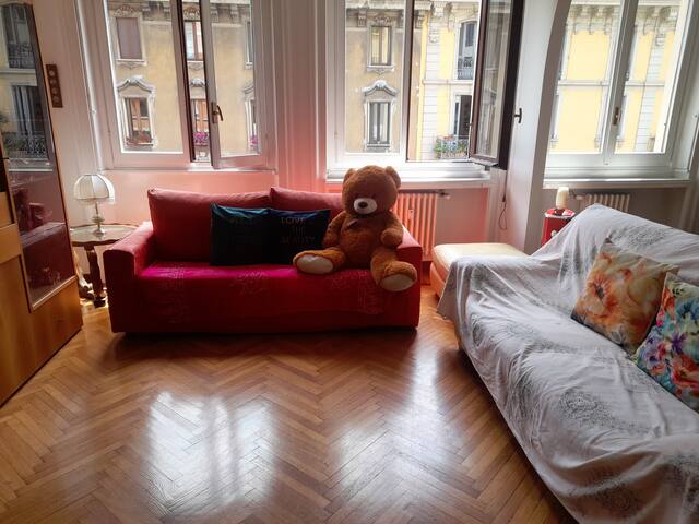 “LaVie est belle” in Milano PortaVenezia B.Aires! gallery image 5