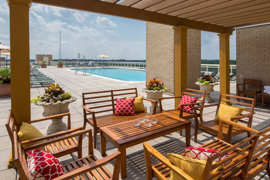 Rooftop Pool