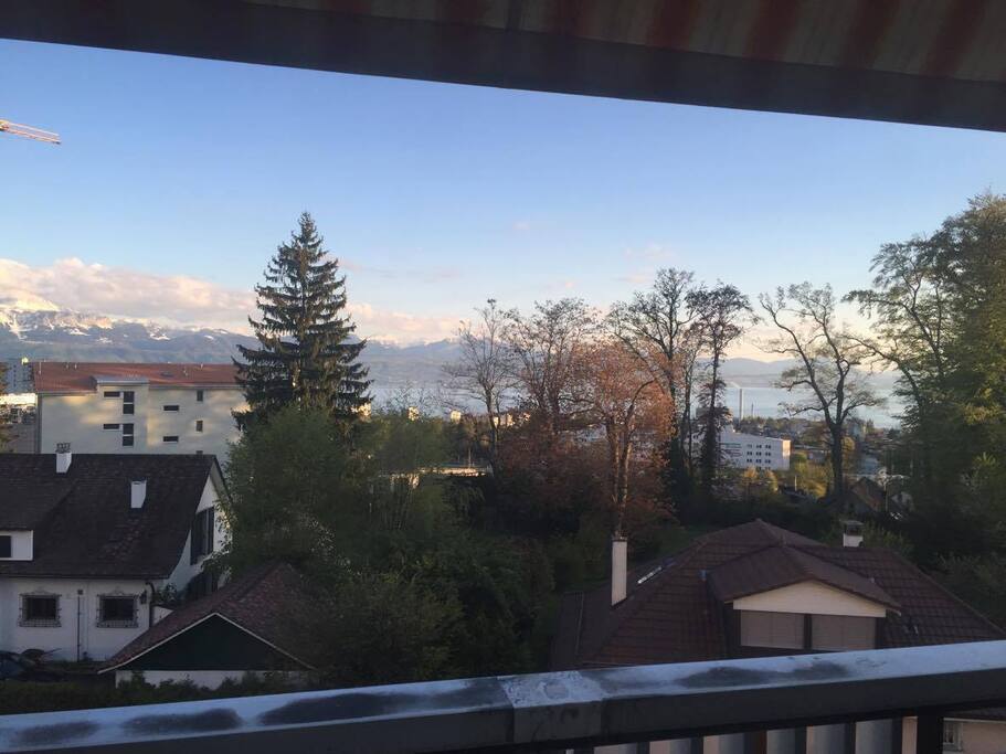 Seeblick vom Wohnzimmer/ Balkon