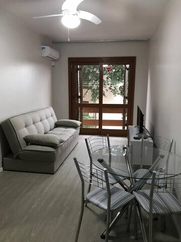 Apartamento renovado ao lado da usina do gasômetro