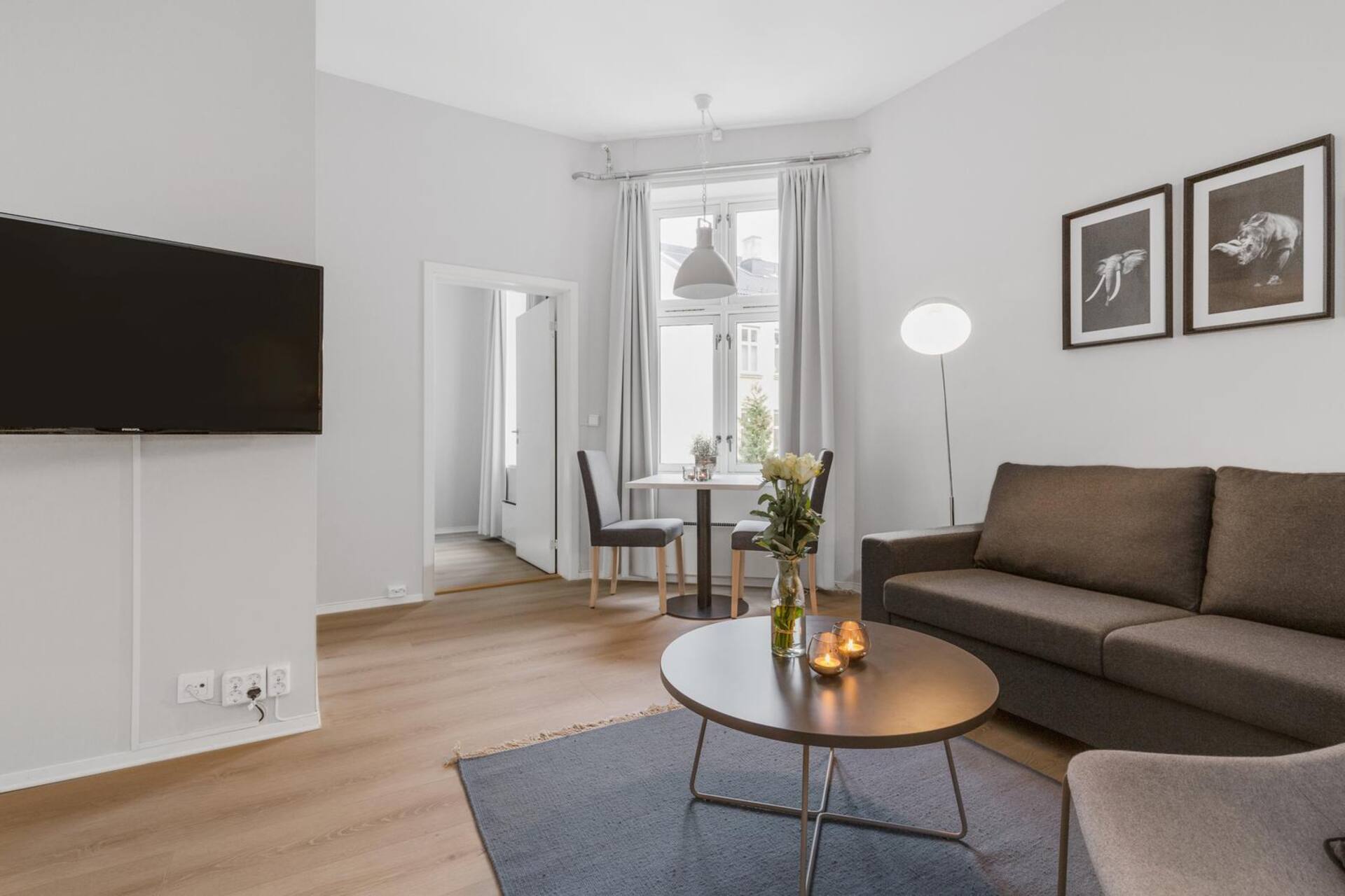 One-Bedroom Apartment For Two