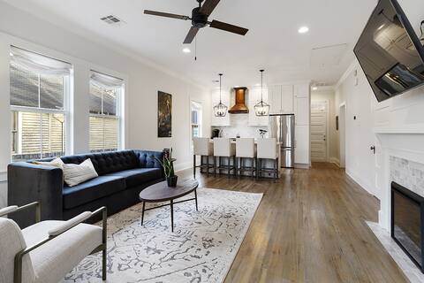 Luxury Cottage in Historic Beauregard/ Downtown