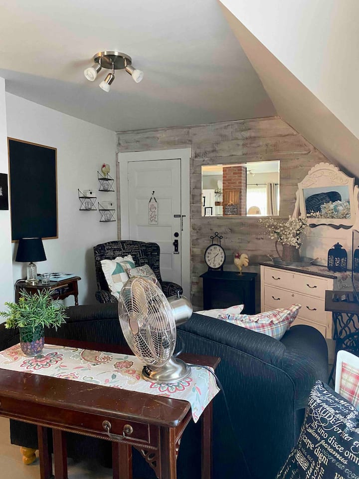 Loft Champêtre Douillet Au Cœur Du Village. - Magog