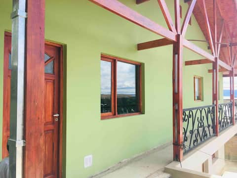 Los Abuelos, apartment