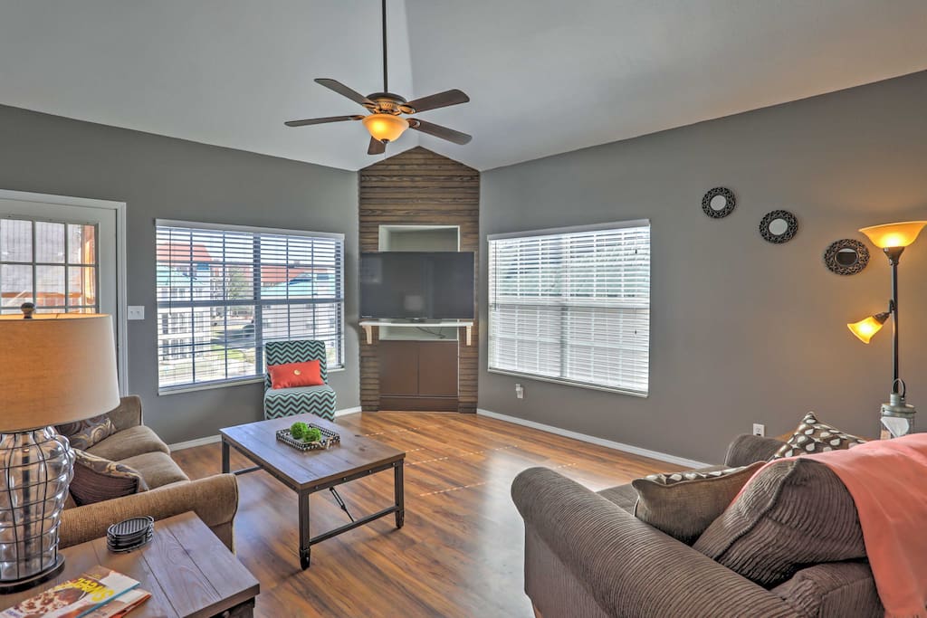 Plenty of the sunlight in the living room as you utilize the new TV area.