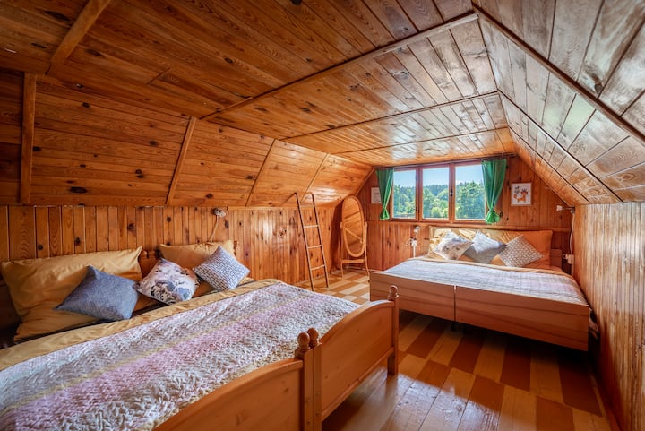 Chumba cha kulala kilicho na mwonekano wa kuvutia