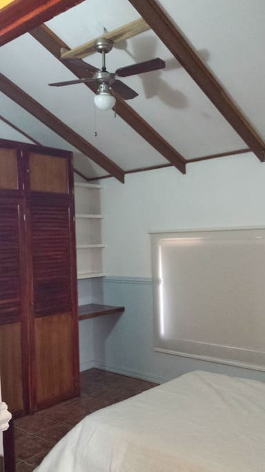 Roof fan of bedroom