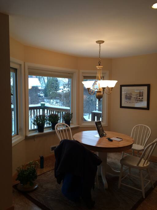 Kitchen breakfast nook