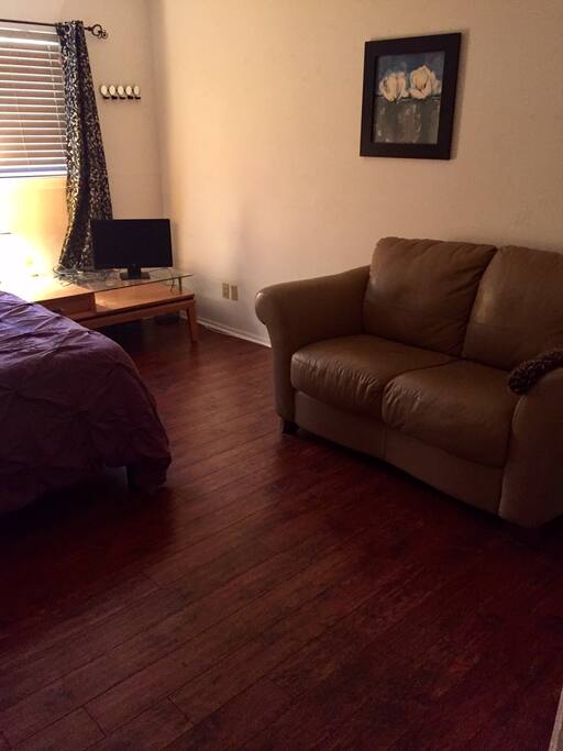 Queen Bed with seating