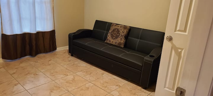 Schlafzimmer 5