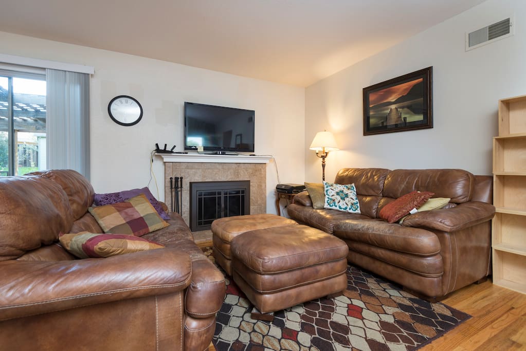 Comfortable couches, TV, and wireless printer