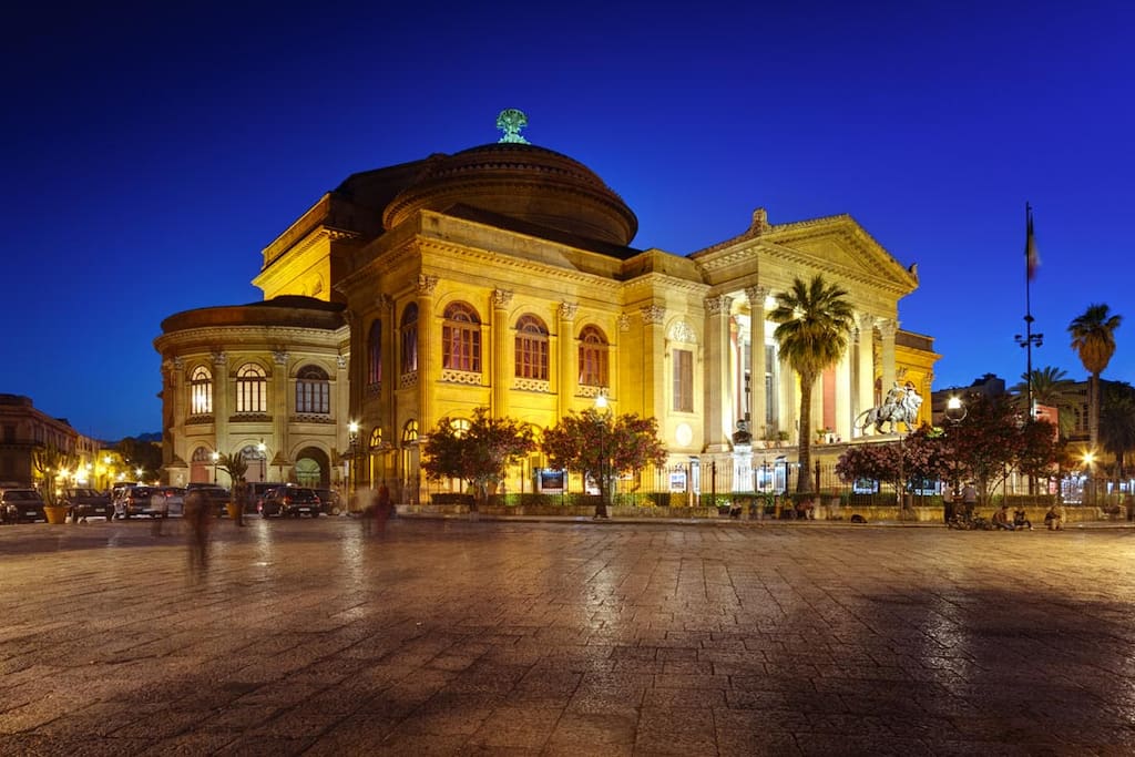 Il teatro Massimo