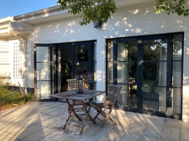 Morningside Sanctuary Pizza Oven Poolside Paradise gallery image 4