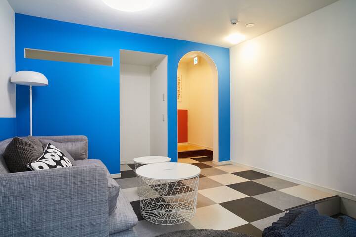 Villa，JR Shin-Okubo Station 6 mins walk，4BR，7beds gallery image 2