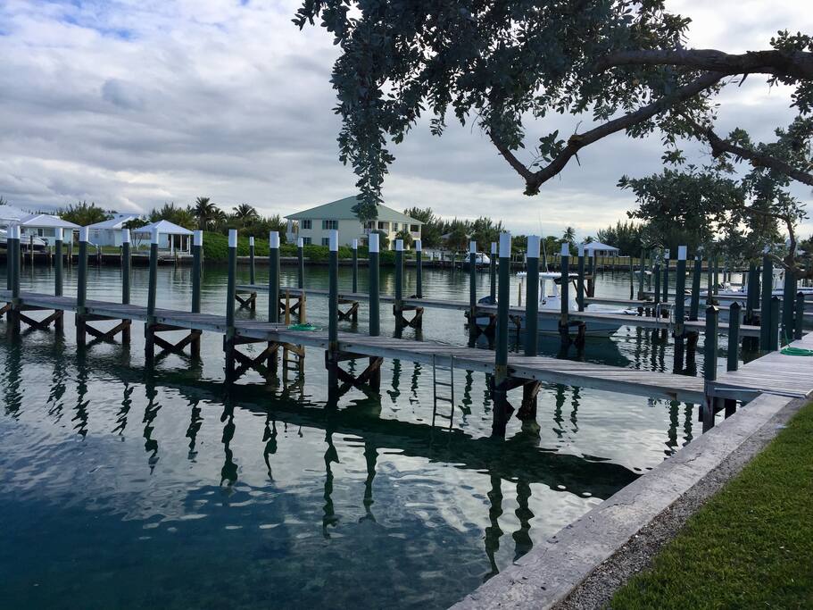Private extra long docks in Galleon Bay...