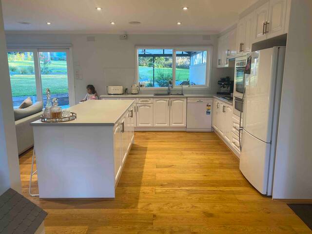 Home in Frankston South gallery image 5