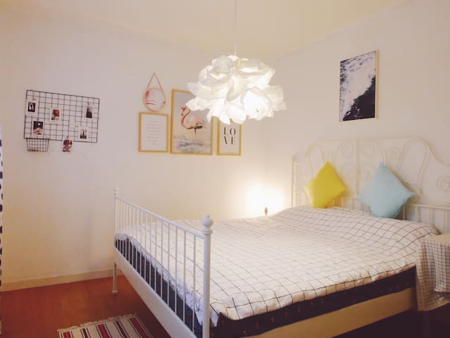 Private&Cosy Room-B at Lujiazui Downtown Shanghai