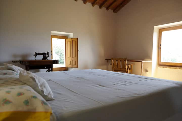 Bedroom overlooking Val Tiberina