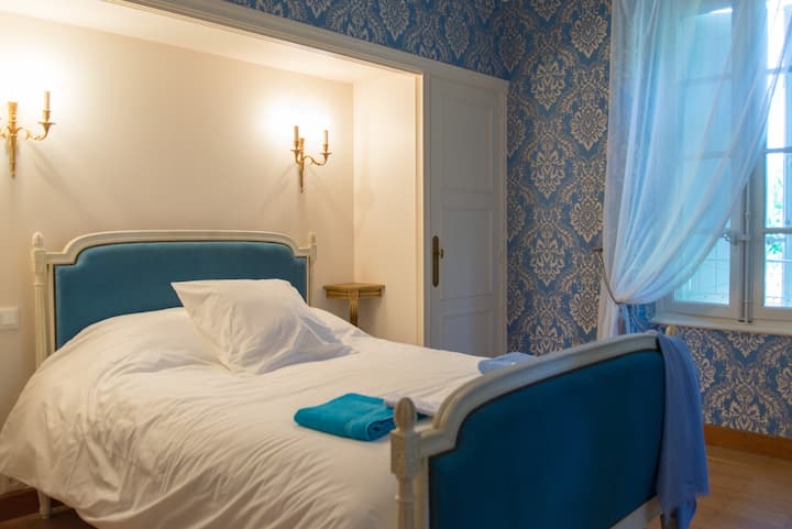 Spálňa 4 „Chambre Bleue“