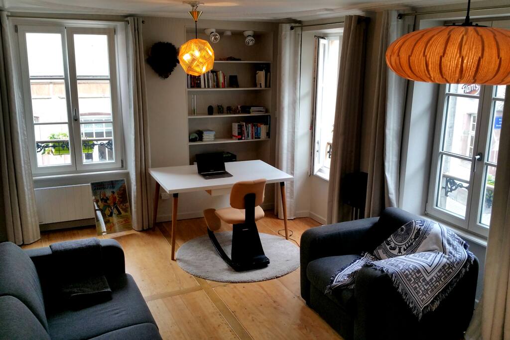 Living space showing large working area
