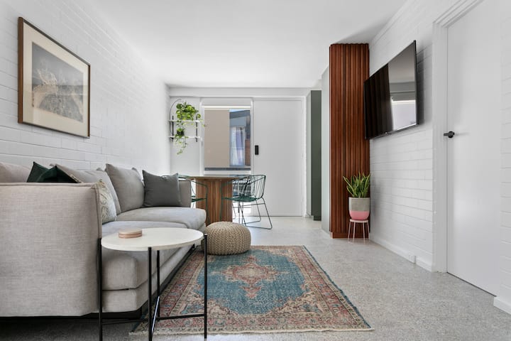 CHIC COASTAL PAD