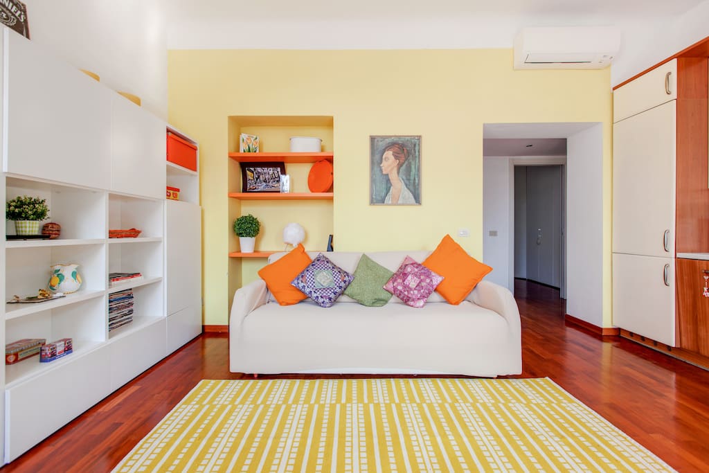 The Living room - The bed sofa x2