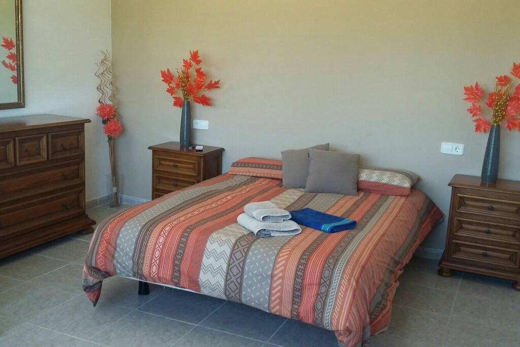 Habitación naranja