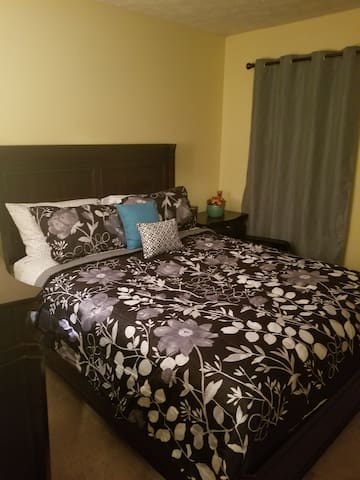Private Room in WALDORF
