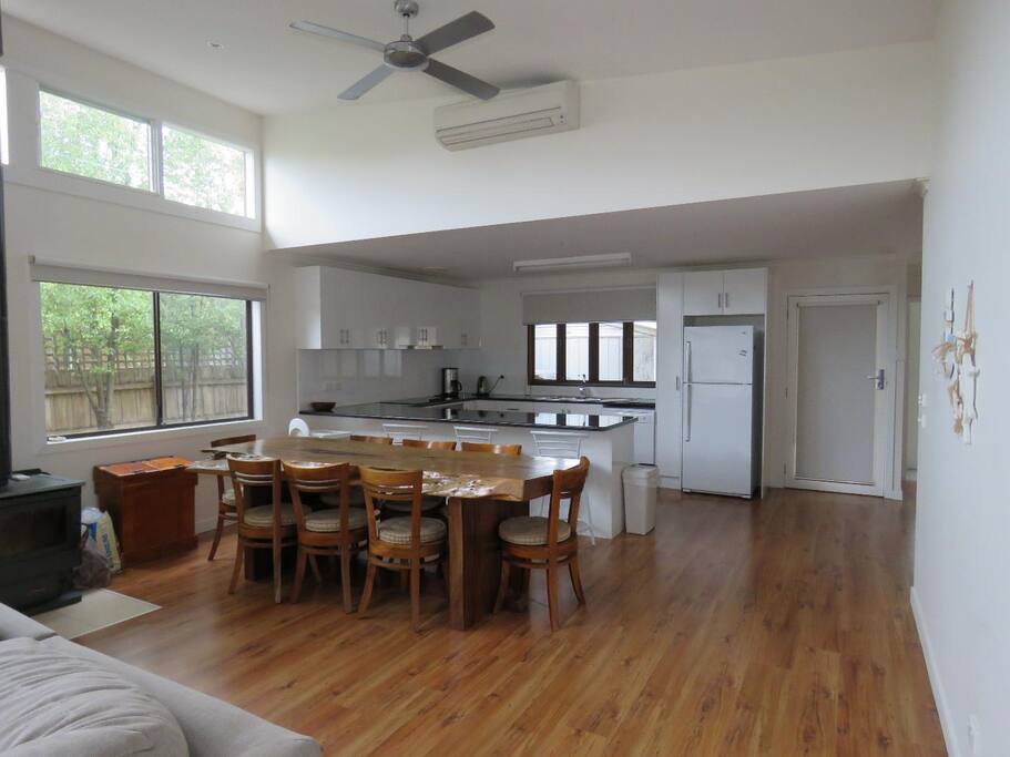 The dining table can host up to 8 people